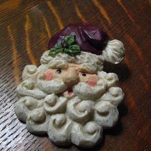 🎅 Santa Claus Vintage 1980's Lapel Pin